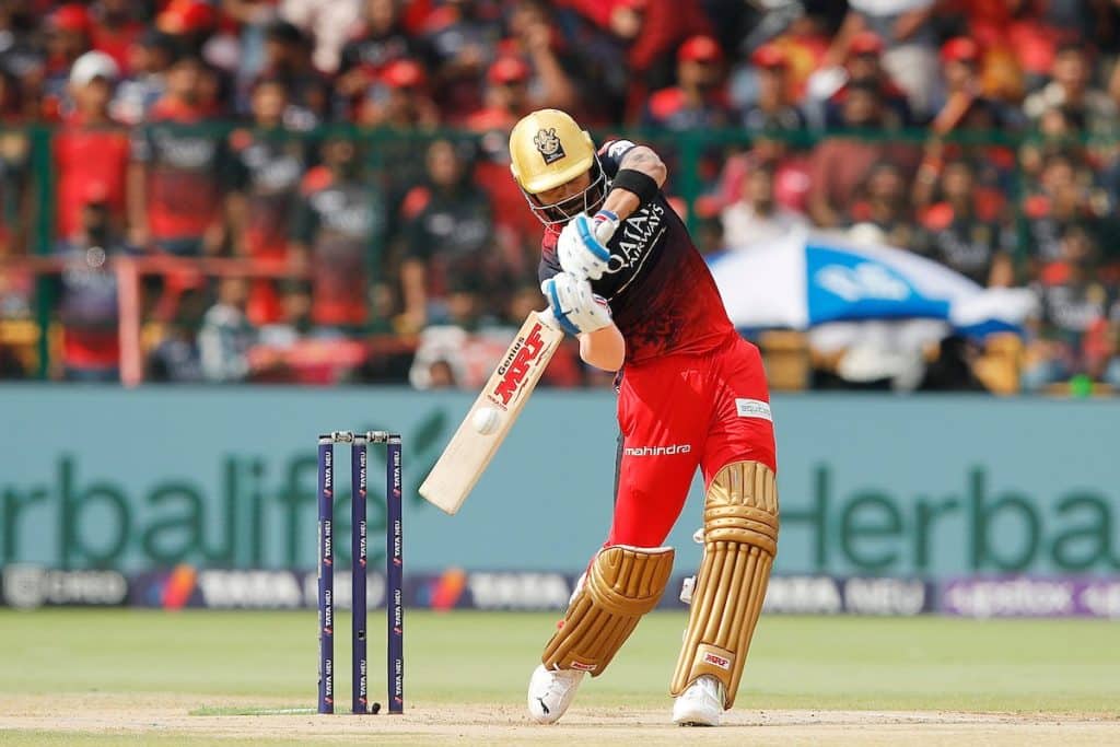 RCB vs DC: Virat Kohli Expresses Disappointment After Getting Out to Full-Toss