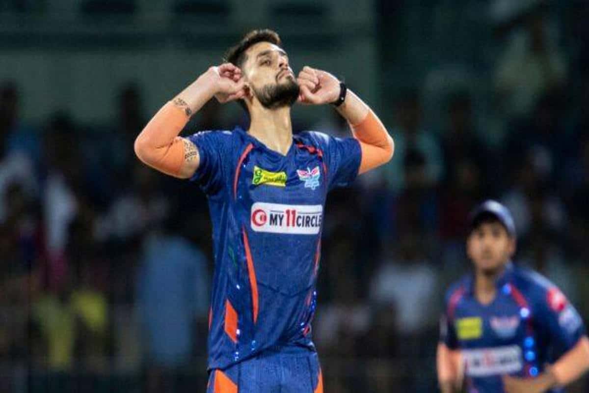 Naveen-ul-Haq’s Celebration Baffles Sunil Gavaskar in IPL 2023 Eliminator against MI