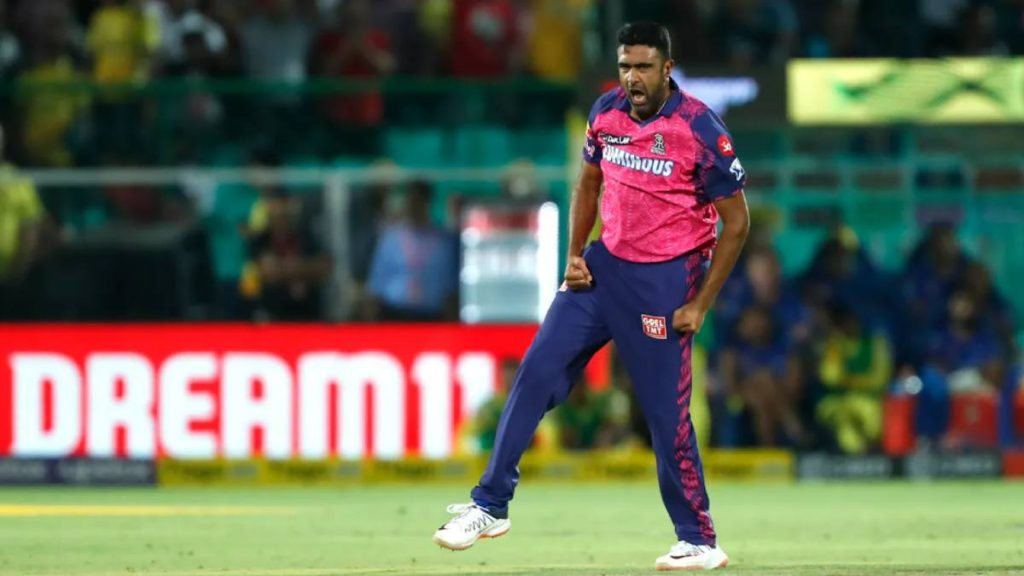 CSK vs RR: Ravichandran Ashwin Dismisses Rahane and Rayudu in The Same Over