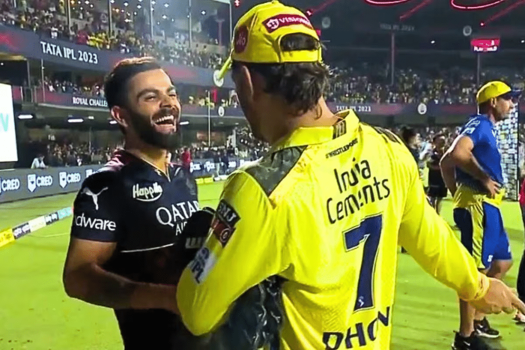 IPL 2023: Fans Get Awe-Struck; Virat Kohli Shares an Adorable Picture with MS Dhoni