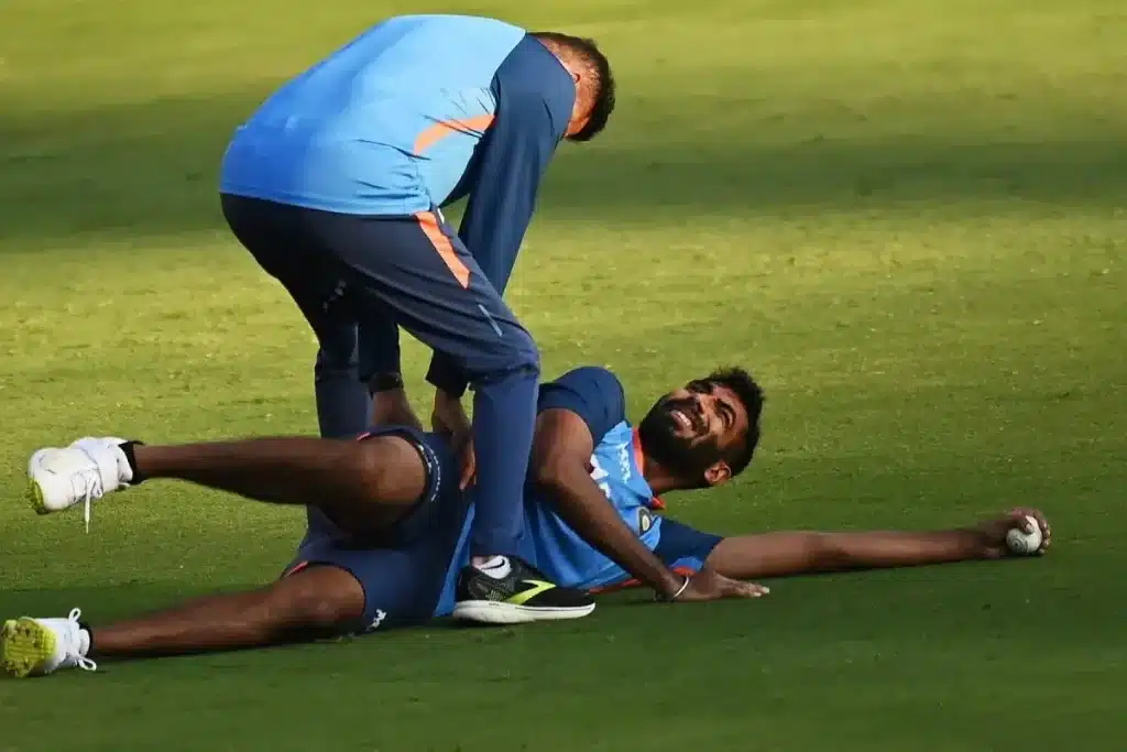 Big Blow for Mumbai Indians: Jasprit Bumrah Ruled Out of IPL 2023, Will Undergo Back Surgery: Reports