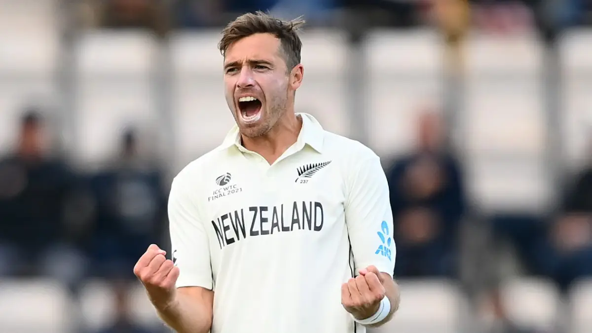 Tim Southee is Awarded the Sir Richard Hadlee Medal